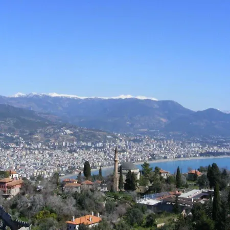 5 Star In With Breathtaking Views, 1037 *